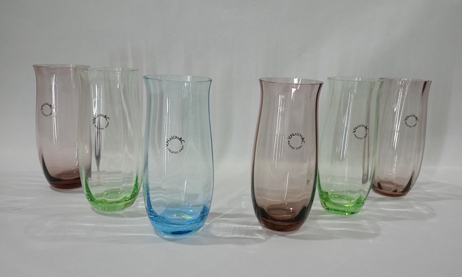 Sei Bicchieri Alti di Murano Nason in colori assortiti con tagli coste verticali