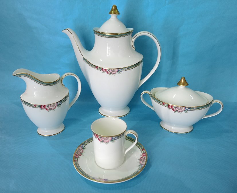 Servizio caffe' X 12 in English Fine Bone China - Royal Doulton - decoro Orchard Hill